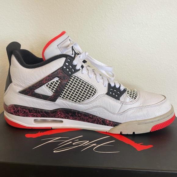 SOLD ❌ Jordan 4 Retro Pale Citron “Flight Nostalgia” size 13 308497-116 2019 - Picture 6 of 8